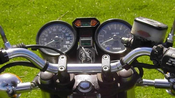 Yamaha XS 750 billede 8