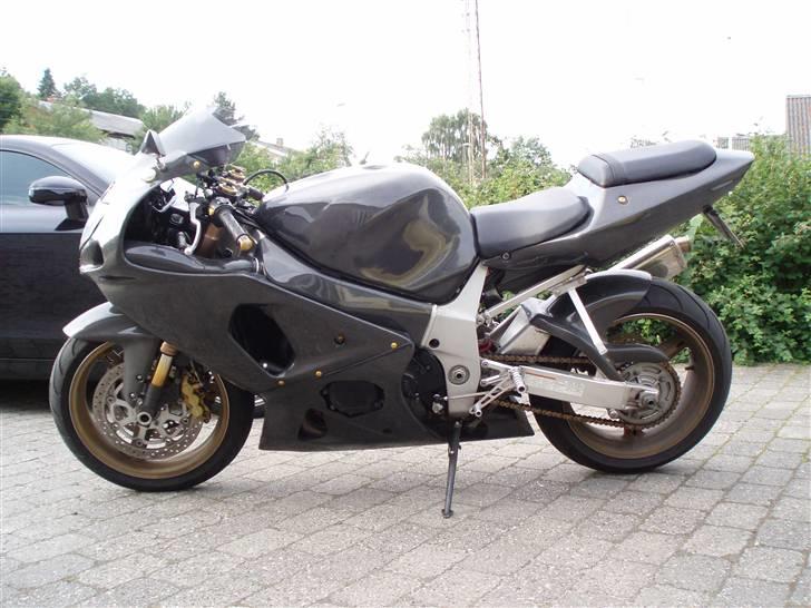 Suzuki GSX R 1000 *solgt* billede 2