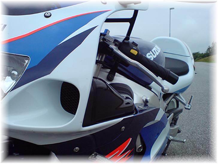 Suzuki Gsxr 600 (SOLGT) billede 14