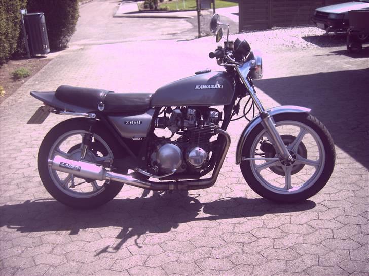 Kawasaki Z650 SOLGT!!! billede 4