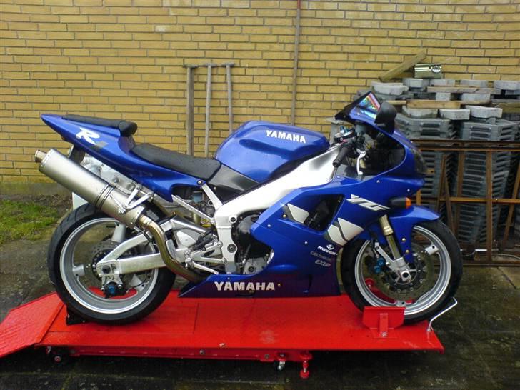 Yamaha R1 Solgt billede 3