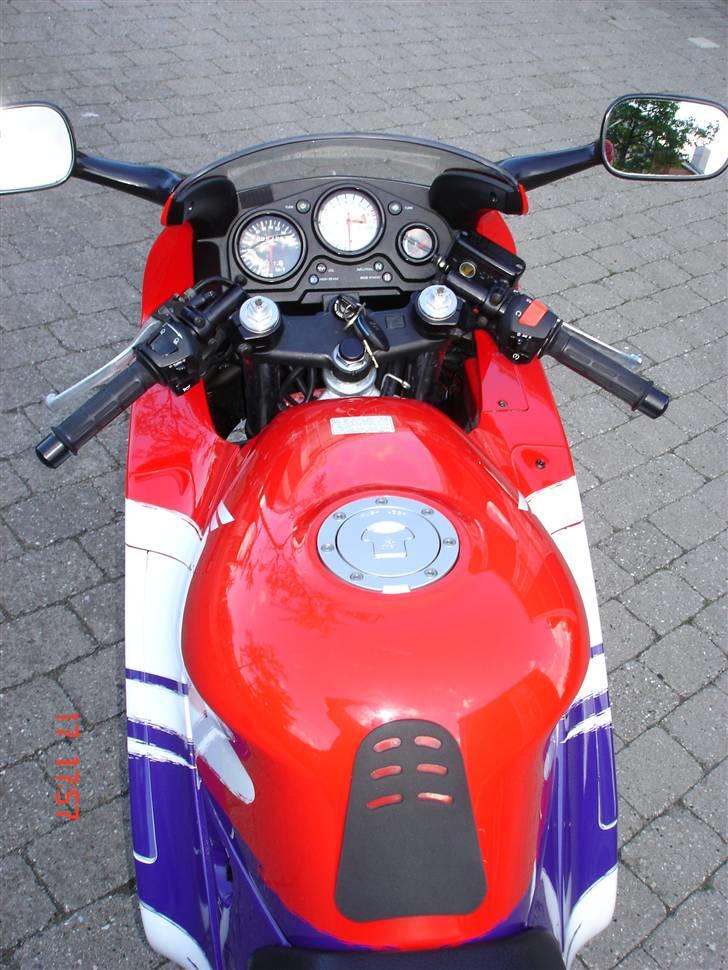 Honda CBR 600  F3 *solgt* billede 4