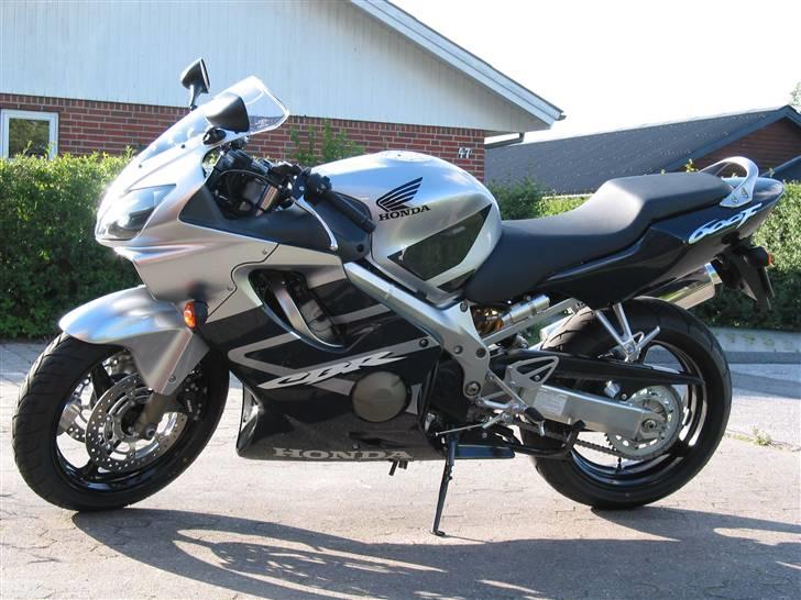 Honda CBR 600 F6 billede 2