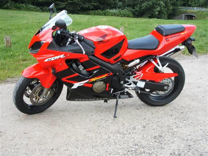 Honda cbr 600 F4 sport - et billede inden jeg har ændret noget på den billede 2