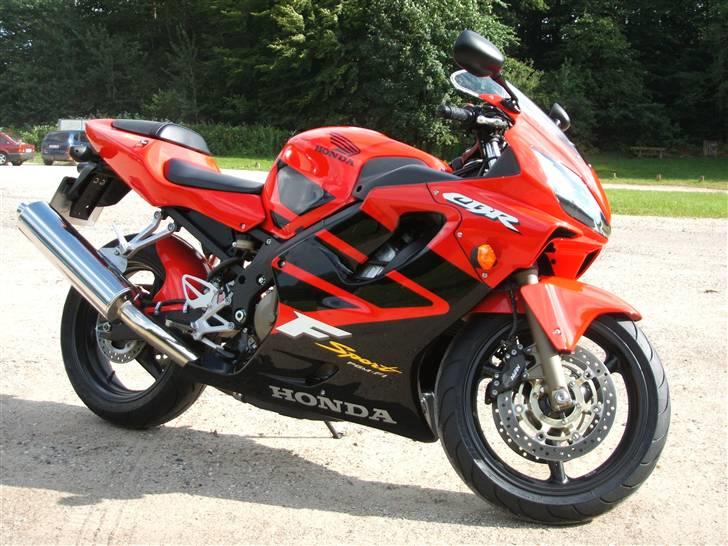 Honda cbr 600 F4 sport - et billede inden jeg har ændret noget på den billede 5