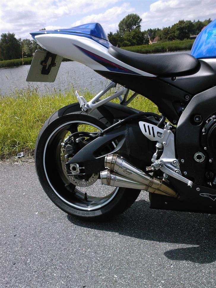 Suzuki GsxR 750 [SOLGT] billede 3