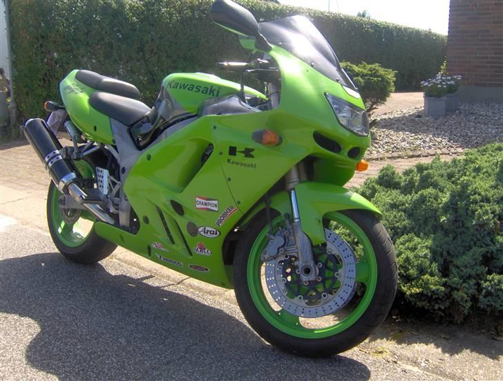Kawasaki zx9r  SOLGT billede 5