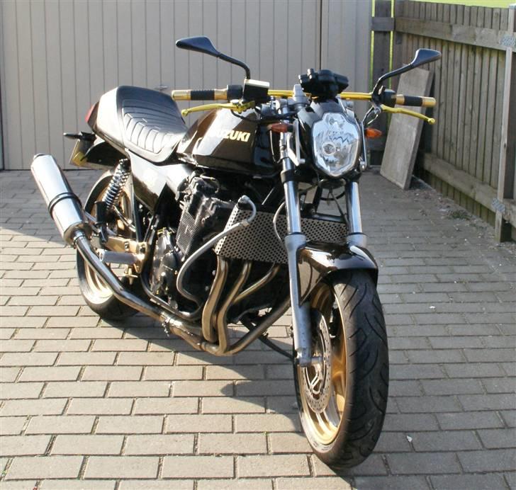 Suzuki GSX 750EX ( solgt) - Sådan ser den så ud nu efter vinterens renovering (08-09) billede 17