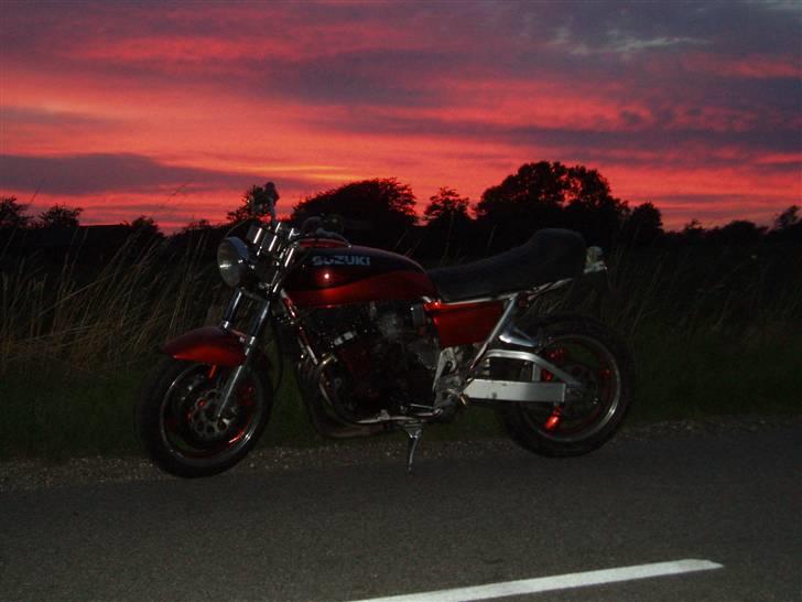 Suzuki gs750 streetfighter solgt billede 5