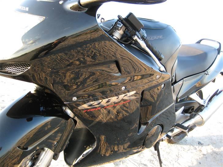 Honda Blackbird, SOLGT billede 10