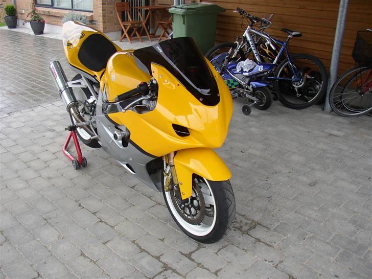 Suzuki gsxr 1000 K2 (solgt) billede 1