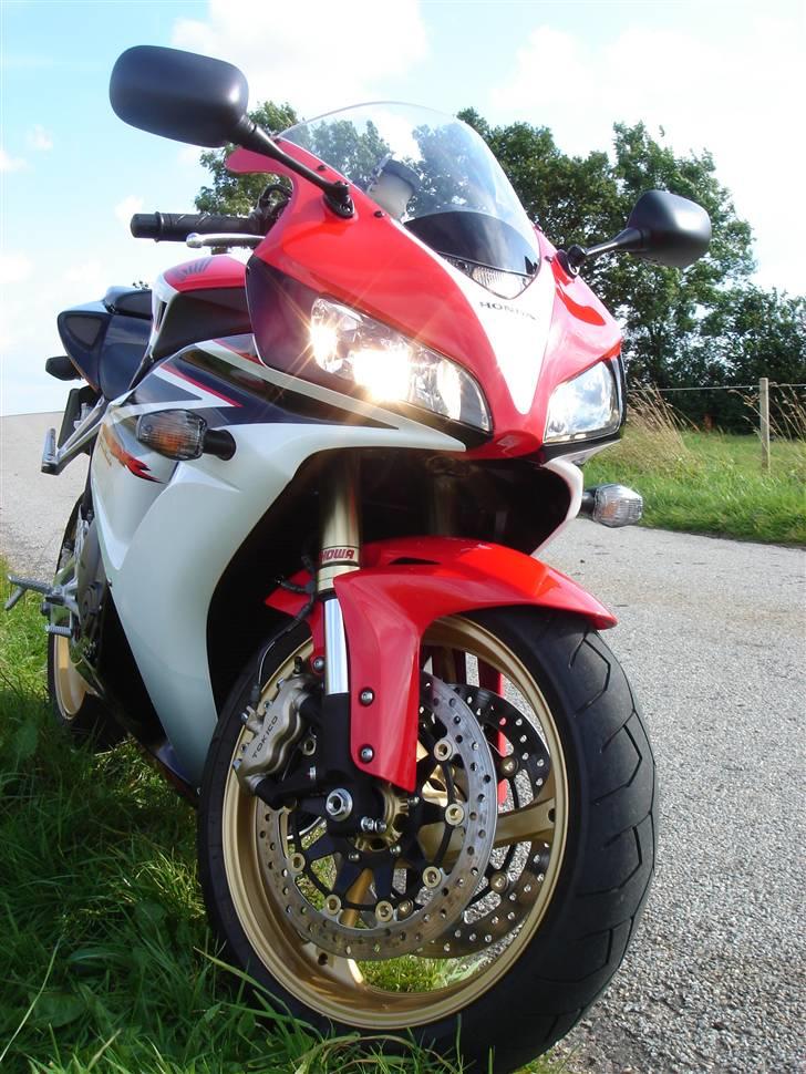 Honda CBR 1000 RR Fireblade billede 2