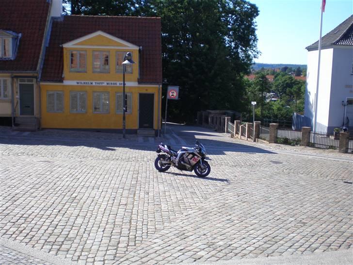 Suzuki GSXR 1100 *SOLGT* billede 9