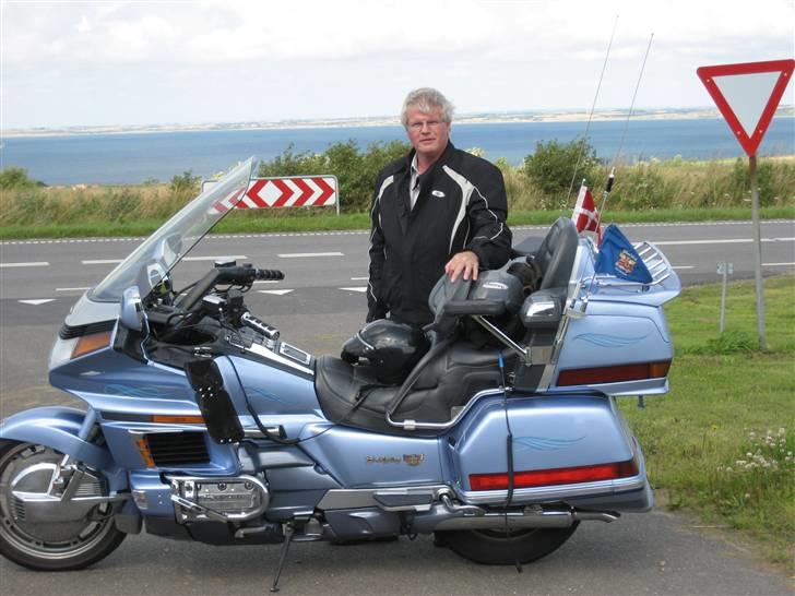 Honda Gl 1500 GoldWing - Mig og Goldwingen (Billede taget lige øst for Nr. Nissum) billede 16