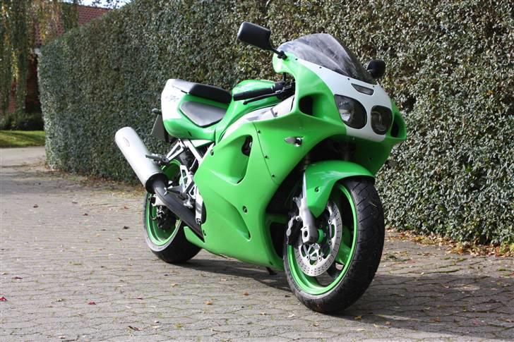 Kawasaki zx7r solgt solgt billede 4