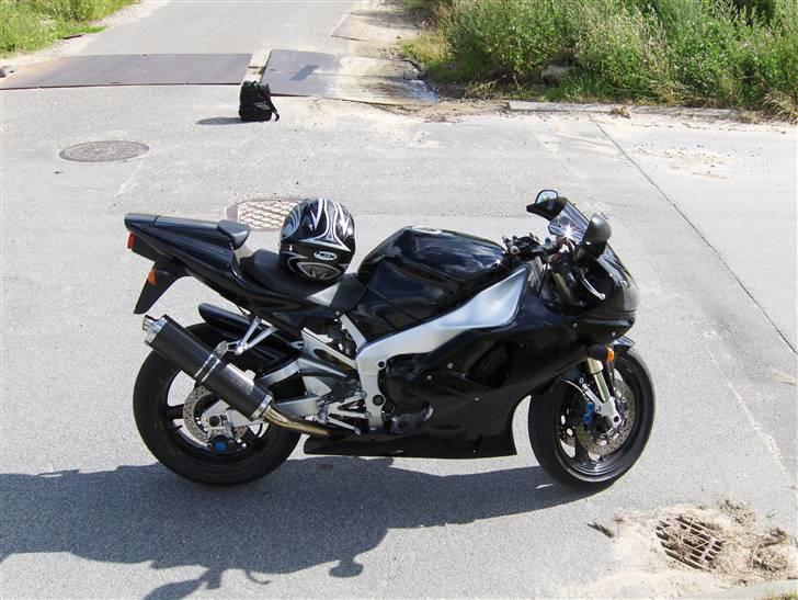 Yamaha yamaha R1 (solgt) billede 1