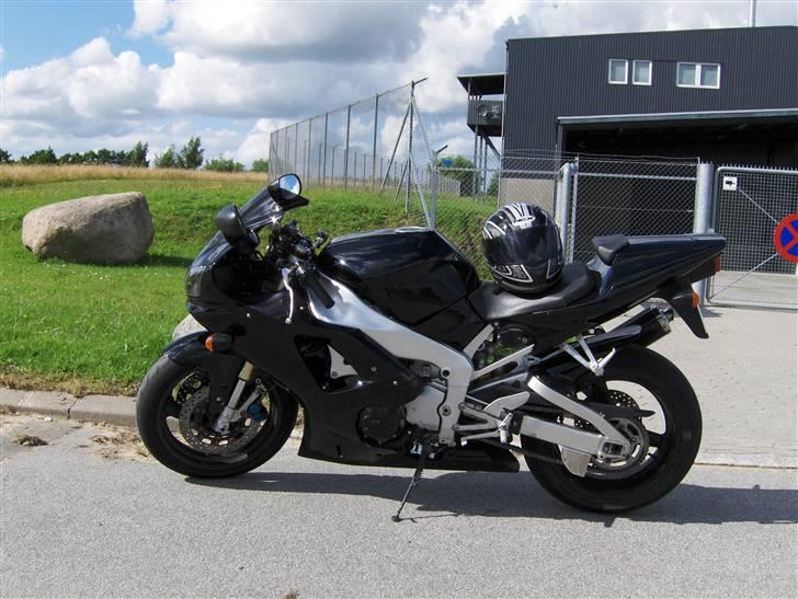 Yamaha yamaha R1 (solgt) billede 4