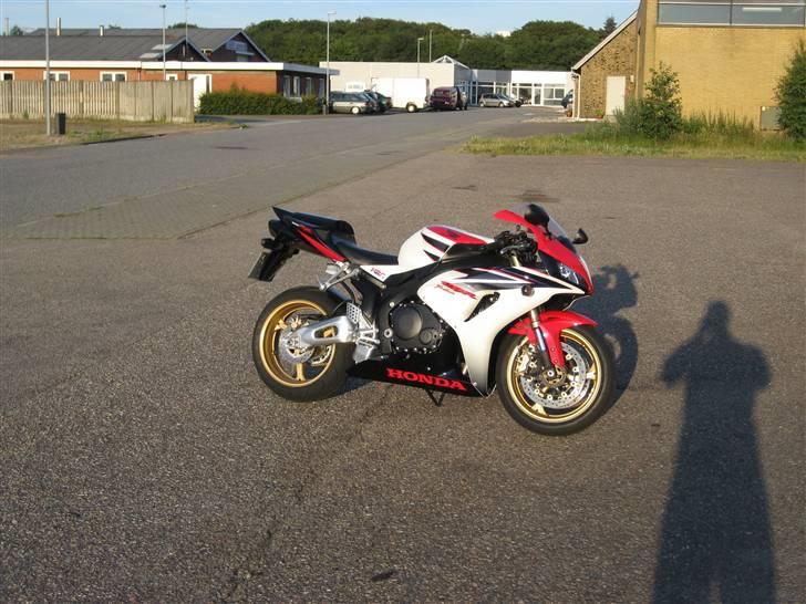 Honda CBR 1000 RR "solgt" billede 3