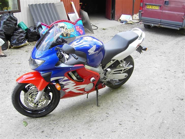 Honda cbr f4 solgt billede 5