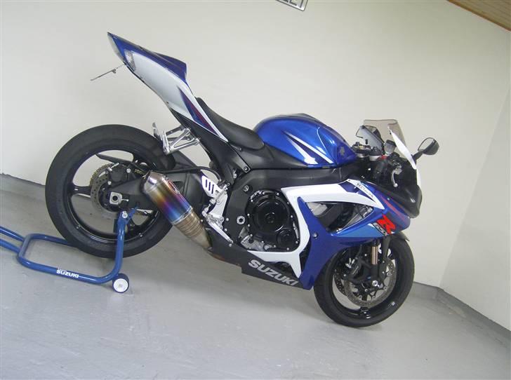 Suzuki Gsxr 750 K7 billede 4