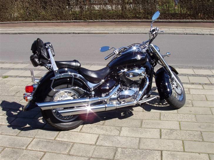 Suzuki Intruder C 800 billede 4