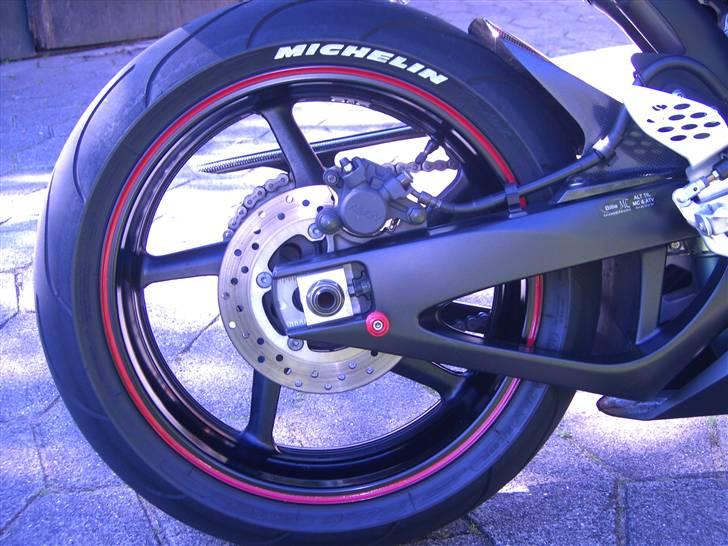 Yamaha R1 (Solgt) billede 17