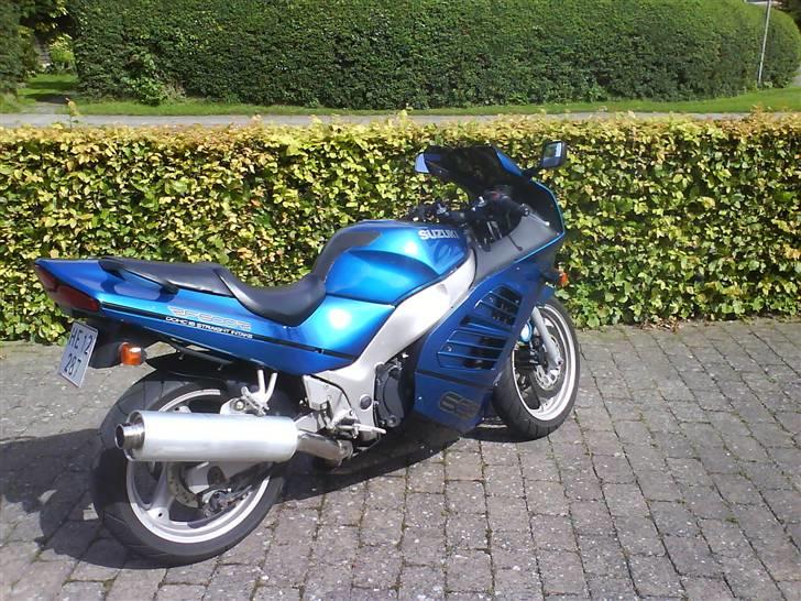 Suzuki RF600R *SOLGT* billede 4