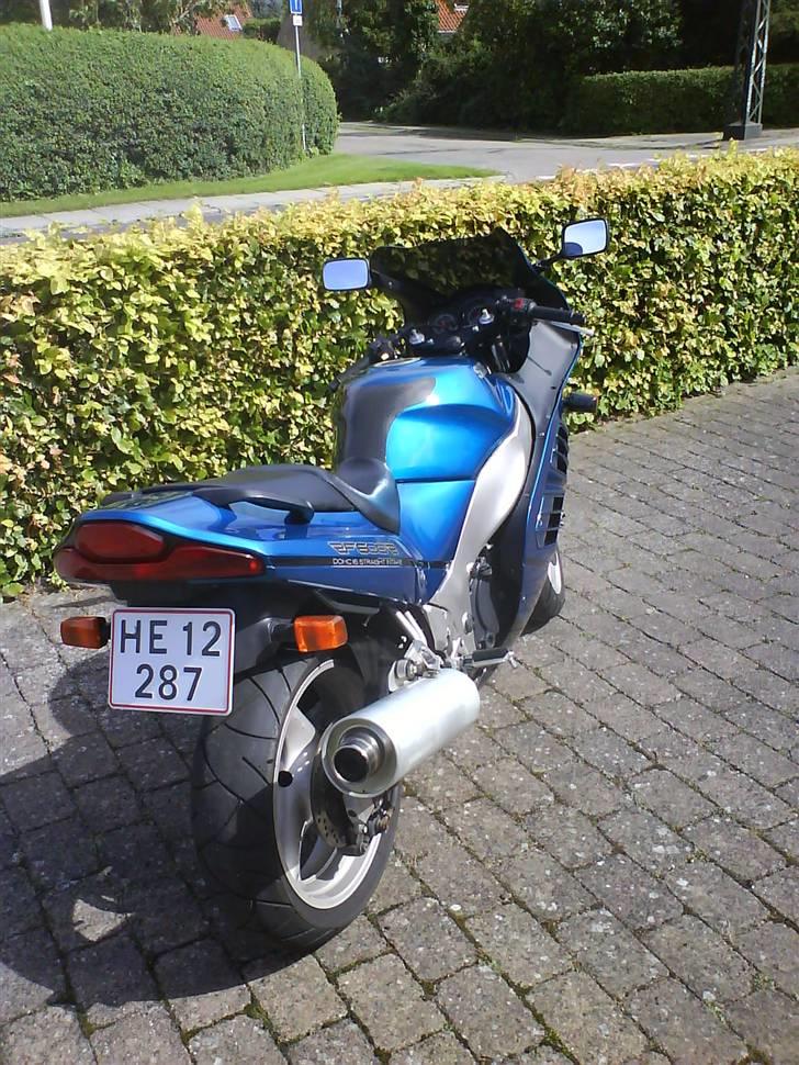 Suzuki RF600R *SOLGT* billede 5