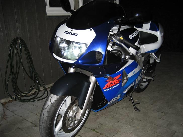 Suzuki Gsxr 600  Solgt billede 11