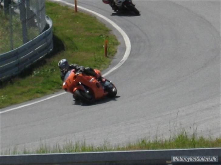 Suzuki GSXR-750R SRAD billede 4