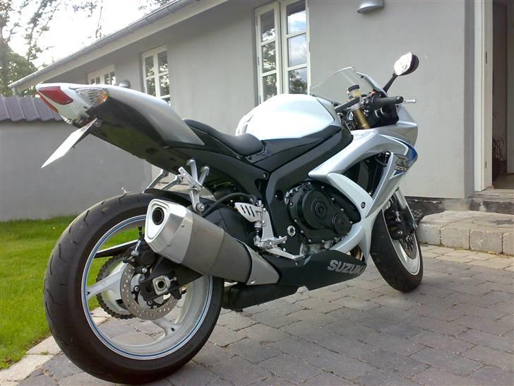 Suzuki  600 gsxr k8  billede 2