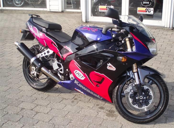 Kawasaki ZXR400 billede 1