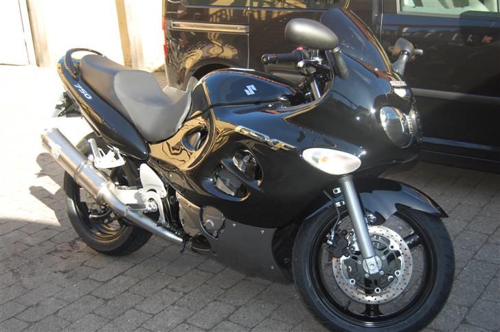 Suzuki GSX750F billede 4