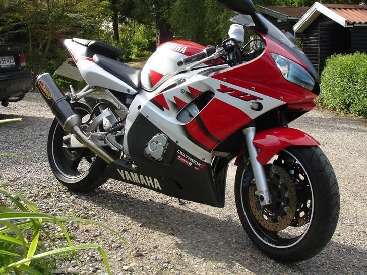 Yamaha YZF R6 -SOLGT- billede 10