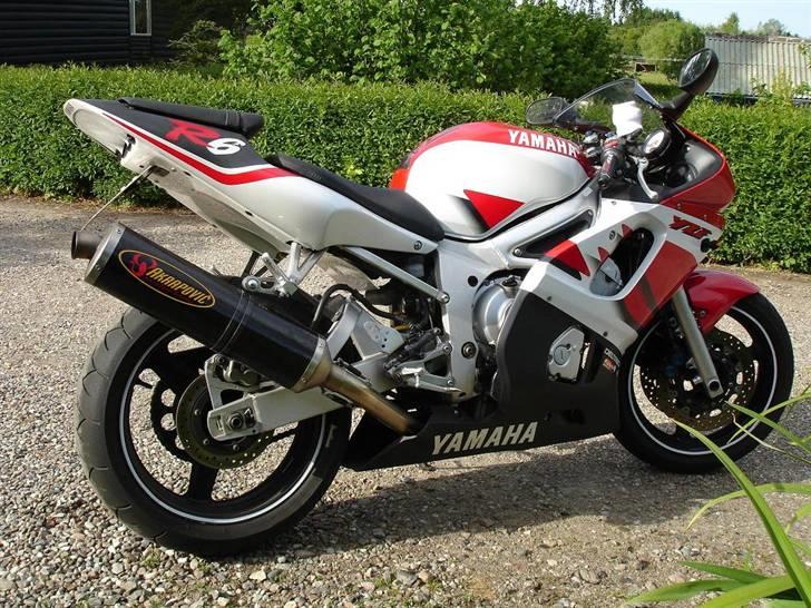 Yamaha YZF R6 -SOLGT- billede 11