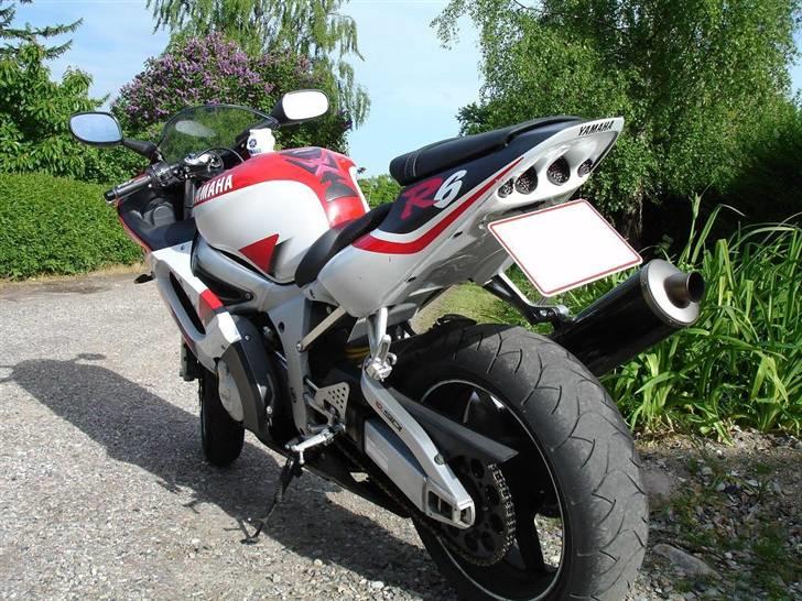 Yamaha YZF R6 -SOLGT- billede 13