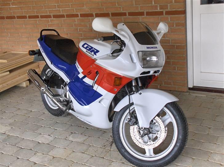 Honda CBR600F F1... SOLGT billede 1