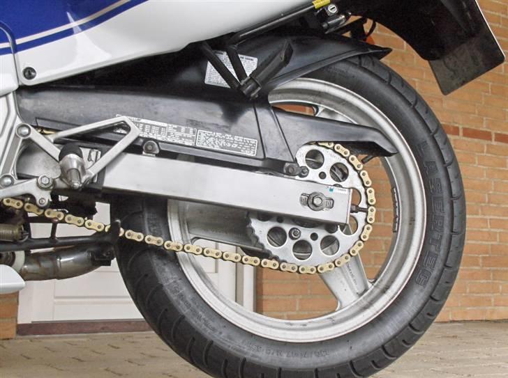 Honda CBR600F F1... SOLGT - Nyt kædekit og nye dæk pr. 27/7-2007 billede 10