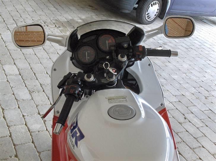 Honda CBR600F F1... SOLGT billede 12