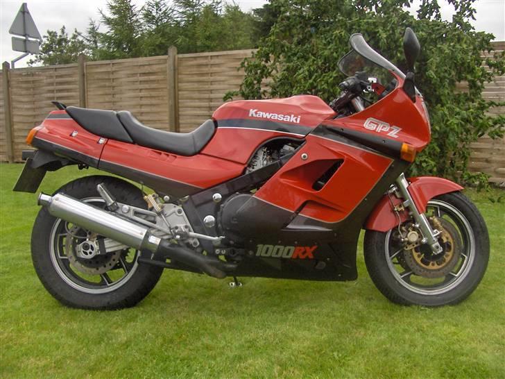 Kawasaki gpz 1000 rx - stadig en pæn cykel efter 20 år på bagen billede 1