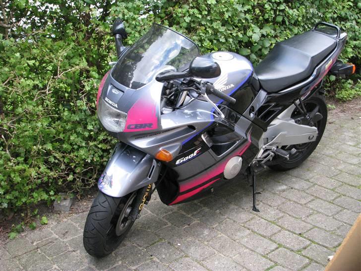 Honda CBR 600F billede 14