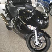 Suzuki GSX750F