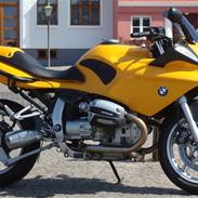 BMW R1100S