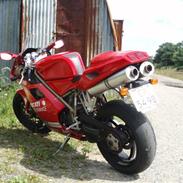Ducati 996
