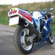 Suzuki GSXR 400 R SP (solgt)