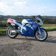Suzuki GSXR 400 R SP (solgt)