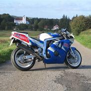 Suzuki GSXR 400 R SP (solgt)