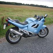 Suzuki GSX 400 F - SOLGT