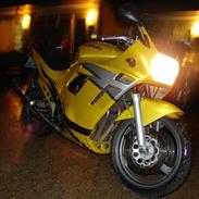 Suzuki GSX 600F