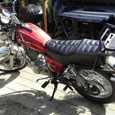 Suzuki GN 250 (SÆLGES)